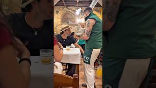 PRANK ELECTRO SHOCK RESTURANT🍽️. #prank #electro #shock #resturant #divertente #costume #reaction