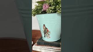 Thrift Flip -  Vintage Enamel Bucket  #ThriftFlip #Vintage323andCo #DIYDecor