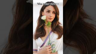 Innocence with elegance — Alia Bhatt glowing in pure white 🤍 #SheOwnsWhite#aestheticvibes#aliabhatt