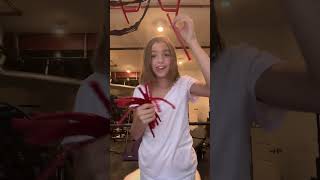 Siri, how many￼ twizzlers can hold me up on a bar!#Owl #Funny #Twiddlers #10#11#FYP  #grwm