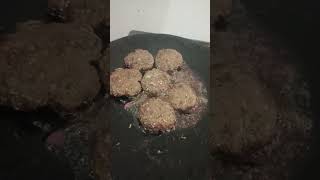 Making Yummy Kebabs #youtubeshorts #youtubepakistan #youtubevideos