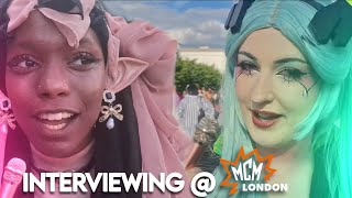 Interviewing cosplayers at London MCM (with a mini microphone)