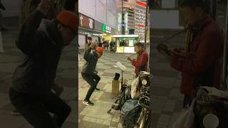 【衝撃】路上ライブしている人に凸撃して指揮者やってやった！#音楽#楽器#おもしろ#おすすめ