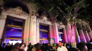 EXCLUSIVE : Wreck Breaks out outside Puff Daddy Quincy's Halloween Party!