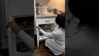 Pots & Pans Organization #kitchenorganization #kitchenorganizationideas #kitchenorganizationtips