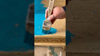 色と質感が勝利を導く #furnitureflip #furnituremakeover #upcycledfurniture #fauxfinish
