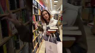 @barnesandnoble employees I live for your organization!! #books #barnesandnoble