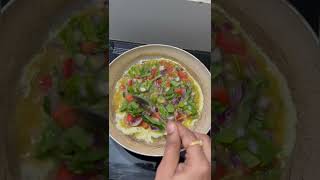 Skip the boring breakfast! 🥚 Try this quick, healthy omelet hack! #foodhacks  #brunchvibes