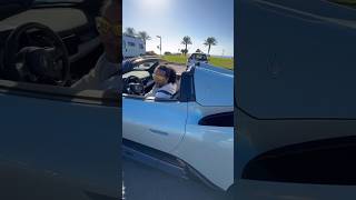 この車はあなたをマセラティ好きにさせるでしょう！😍