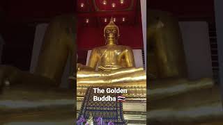 The gigantic golden Buddha in Thailand 🇹🇭 amazing😯 #ayutthaya #goldenbuddha #thailandtrip