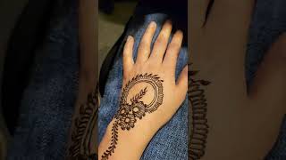 Beautiful henna design/southall london #chaandraat #eid #eidmubarak #chandmubarak #eidmehndi #design