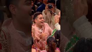 アナント・アンバニとラディカ・マーチャントのロイヤルウェディングの最高の瞬間💍