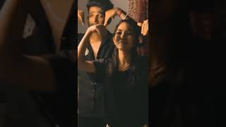 I'm single and I'm young✌🤟 🤩|| WhatsApp Status || Tamil Song ||