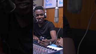 How Kenyan Radio Presenters pretend to be callers on air😂😂