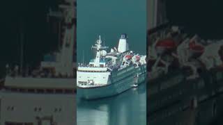 Extreme Zoom in Norwegian fjord. #travel #fjordsofnorway #nature #majesticmountains #cruise