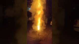 #fireworks #fireworksdisplay #fireworks_lovers #illuminatethesky #diwalivibes #diwalicelebration