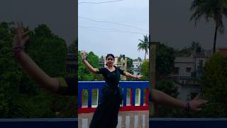 Ogo Bideshini 💙🌧️ #moonsoon #ogobideshini #dancecover #danceinrain #ytshorts #rabindranritya