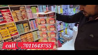 Wholesale Dealer in sadar bazar delhi. Cosmetic jewellery Shop.