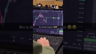 Bro thinks he’s Warren Buffet  #daytrading #collegelife #cryptotrading #stocktrading #aitools