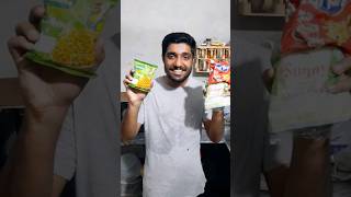 Making Noodles Sandwich Gone Wrong😬 #noodles #sandwich #gonewrong #foodshorts #viral #noodleslover