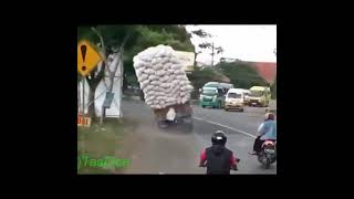 Heavy loaded truck driving | Tricky Trucks