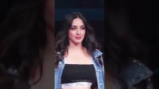 Kiara advani hot romantic scenes
