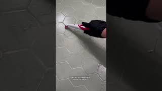 1970s budget bathrooms makeover - cleaning the tile! #bathroomremodel