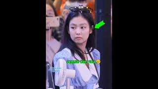 Jennie In the head 😂😅#jennie #blackpink #kpop #shorts