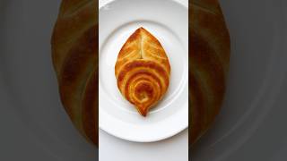 おいしいパンを焼いています