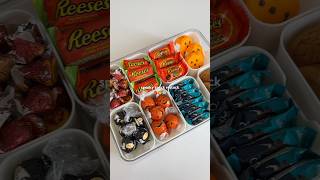 asmr spooky snack restock👻 #halloween #spookyseason #spookysnack #restock #snackbox #asmr
