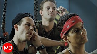 Briefing scene when Ripley tells about aliens - Aliens (1986) in 1080p