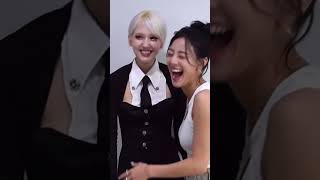 Did Somi & Twice Jihyo Really Kiss? Fans React! 👀🔥 #Kpop #Shorts