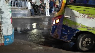 বৃষ্টিতে নগরজীবনের ছন্দপতন