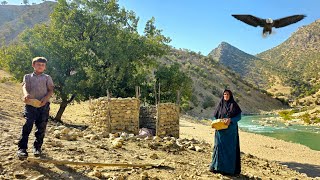 A Stone House by the River: The Story of a Nomadic Mother's to Survive with Her Son Before Winter