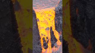 😬😬😬 #volcano #volcan #earthquake #storm #tsunami #sleepaid #rainoundforsleep #deepsleep #rain