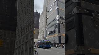 #newyork #travel #manhattanskyline #train #manhattan