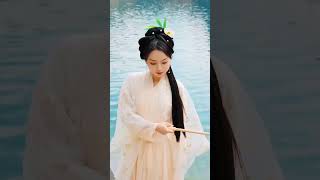 What is love_ romantic English song