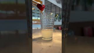 How to make a strawberry 🍓 margarita the easy way #cocktail #cocktailbartender #mixologist