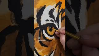 Watch us upcycle this vintage headboard into a bench with a hand painted tiger! #diy #anniesloan