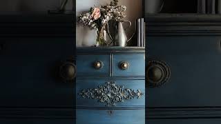 Shimmering Accents: Use Decor Wax To Highlight Details!