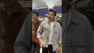 Bollywood Actor Anil Kapoor Spotted In Mumbai Airport #bollywoodnewsinhindi #bollywoodnews