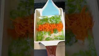 Simple and quick breakfast: lettuce, carrot and egg rolls #breakfastfood #heathybreakfast #cooking