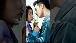 feel the lyrics #love #lovesonglyrics #meandmybrokenheartlyrics #blackscreenoldsong #tamilsong