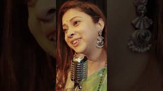 #MoneKoriAssamJabo #PoushaliBanerjee #BengaliSong #BengaliFolk #BanglaGaan #BengaliFolkMusic