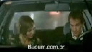 Nunca tire os óculos para namorar