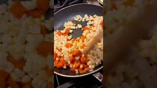 Take a break from meat con una Sopita Campestre 🥕🌽🍅🥬 Pair with some quesadillas and don’t forget the