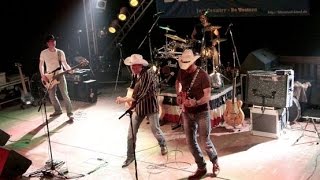 Apache  - BLUE STEEL - (live)