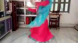 Sukanya Laha performing kahe chere