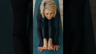 Top 8 yoga poses for kidney health #KidneyHealth #YogaForHealth #Shorts