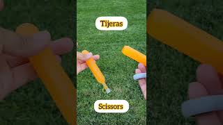 ¿Cómo abres tus bolis? Quien recuerda esta batalla especialmente cuando no encuentras las tijeras.🍓🫐